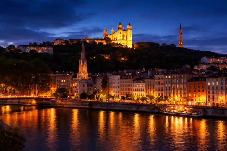 Lyon at Night (What It’s Really Like)